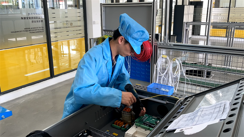 佛山家用曳引式電梯品牌怎么選？辛格林電梯給您分析！