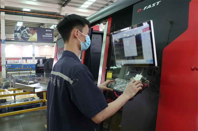 別墅用小型電梯規(guī)格是多少？辛格林電梯來告訴你！